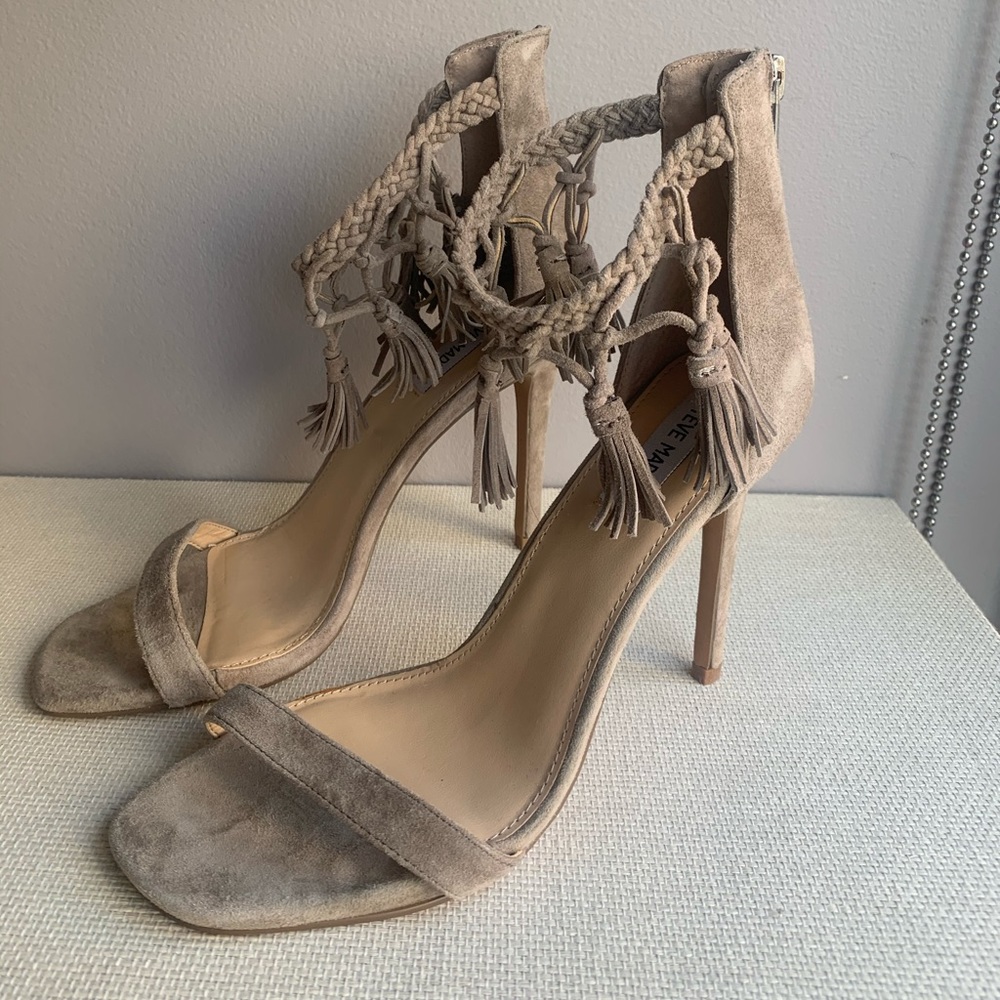 Steve Madden Beige Suede Heels